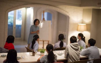 年近六十學教學《五十五》指導需要勇氣